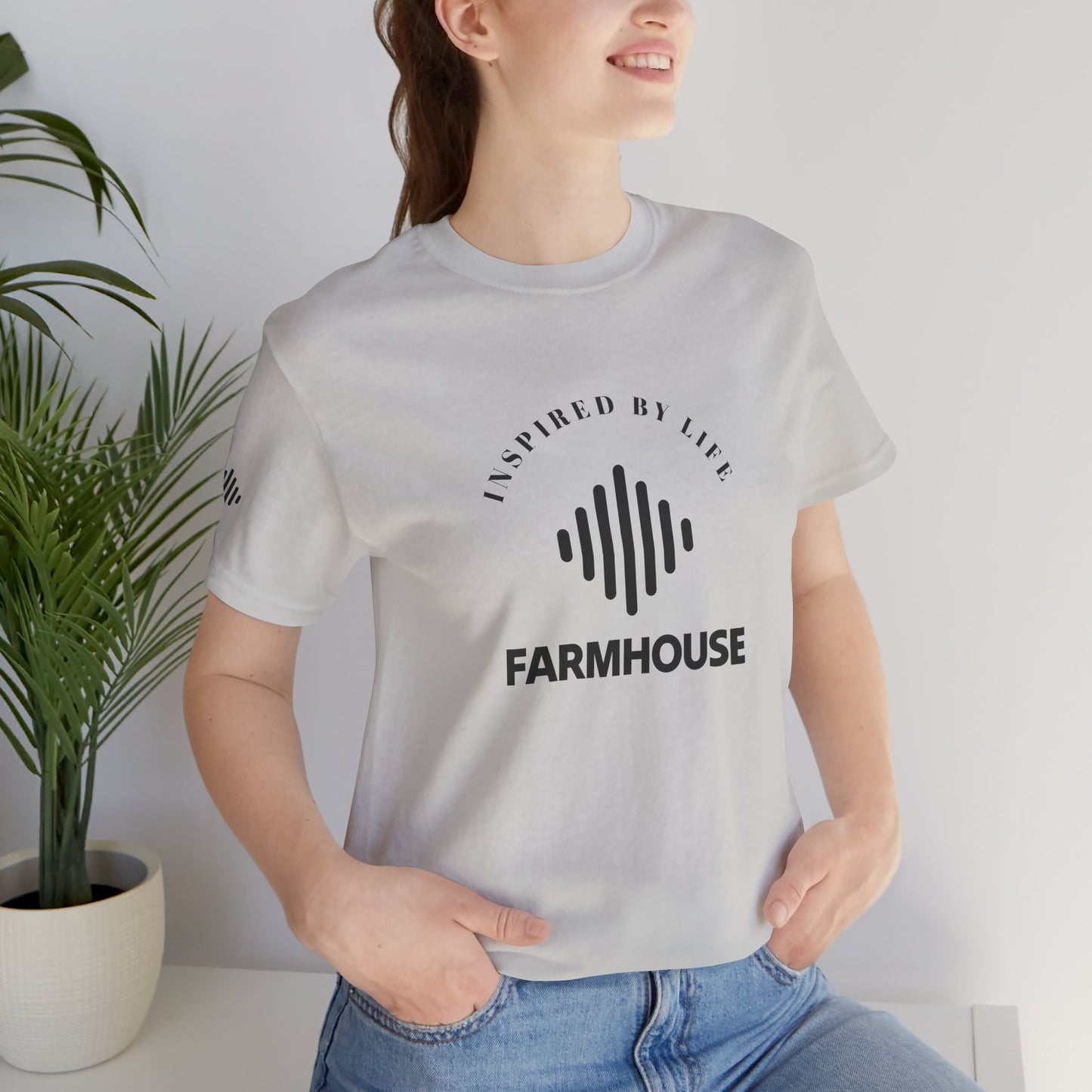 FARMHOUSE CLASSIC Unisex Jersey Short Sleeve Tee