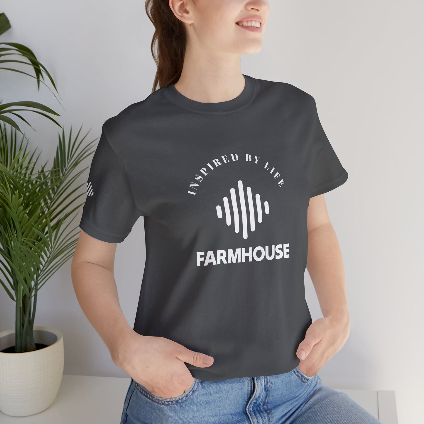 FARMHOUSE CLASSIC Unisex Jersey Short Sleeve Tee