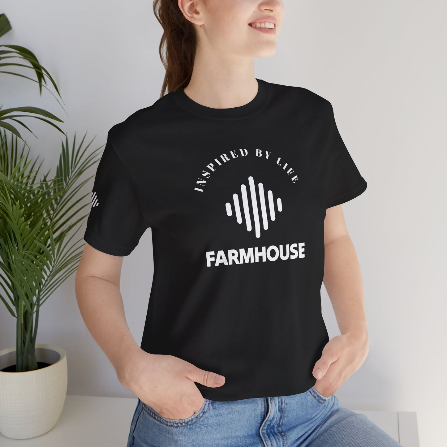 FARMHOUSE CLASSIC Unisex Jersey Short Sleeve Tee
